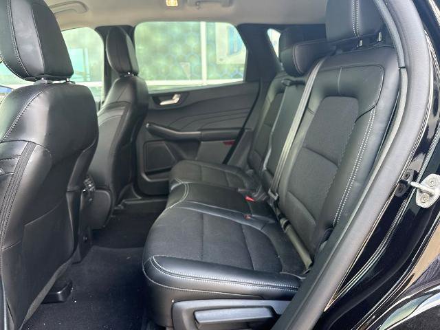 Certified 2026 Ford Escape SE FWD image 9