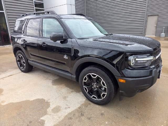 Certified 2025 Ford Bronco Sport Outer Banks w/ Outer Banks Tech Package+ AWD/4WD image 9