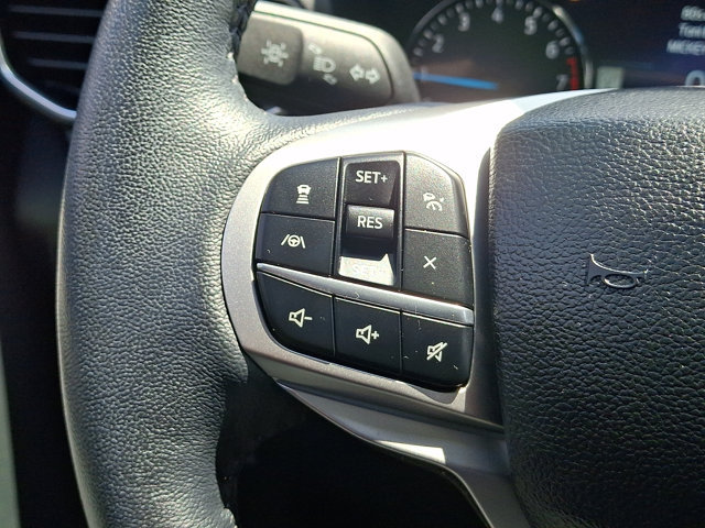 Certified 2024 Ford Explorer XLT w/ Equipment Group 202A AWD/4WD image 29