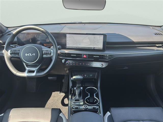 Used 2026 Kia K5 GT-Line w/ GT-Line Premium Package AWD/4WD image 17