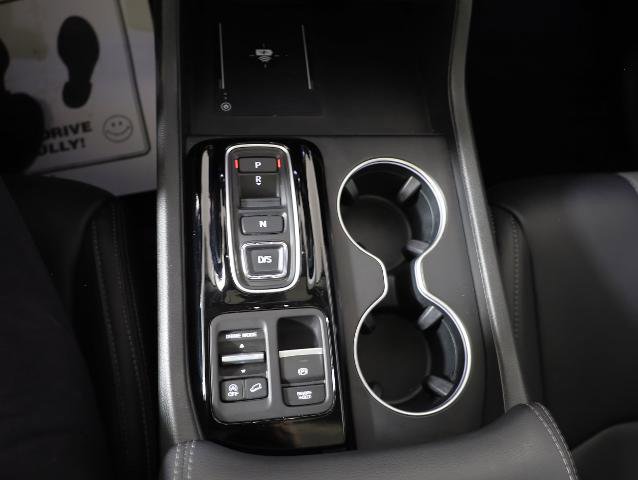 Used 2024 Honda Pilot Touring image 18