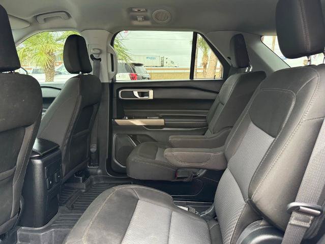 Certified 2024 Ford Explorer XLT RWD image 23