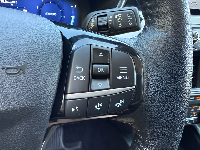 Certified 2021 Ford Escape SEL w/ Technology Package AWD/4WD image 21