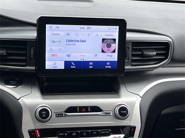 Certified 2022 Ford Explorer XLT w/ Equipment Group 202A image 16