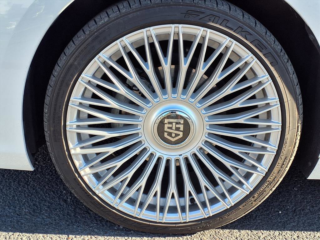 Used 2023 Lexus ES 350 image 9