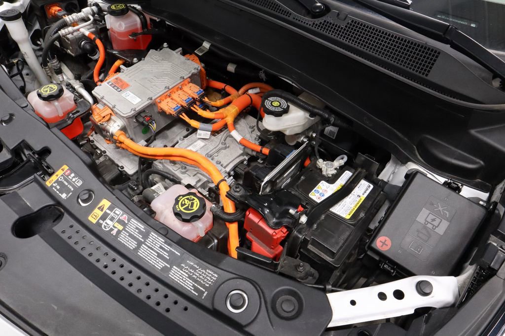 Used 2023 Chevrolet Bolt EUV Premier image 15