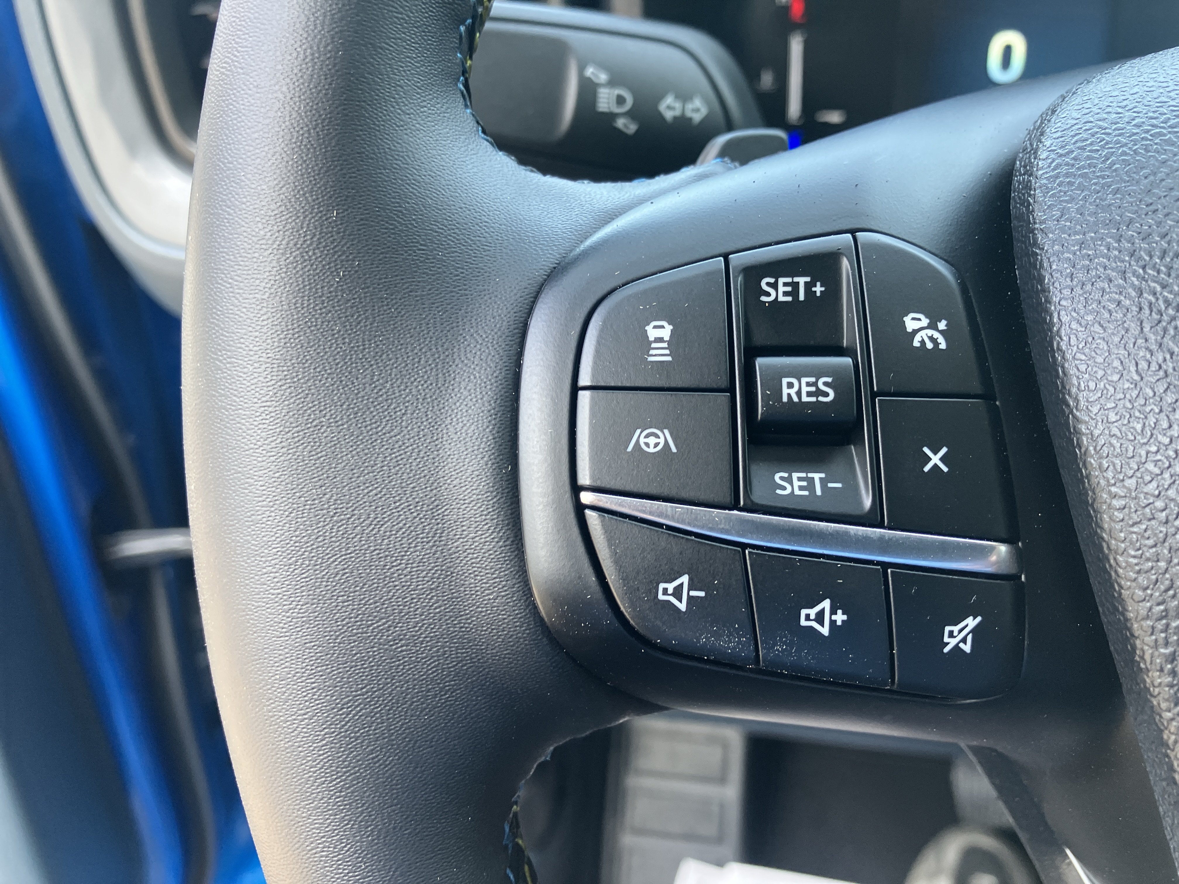 Certified 2025 Ford Maverick Lobo AWD/4WD image 23
