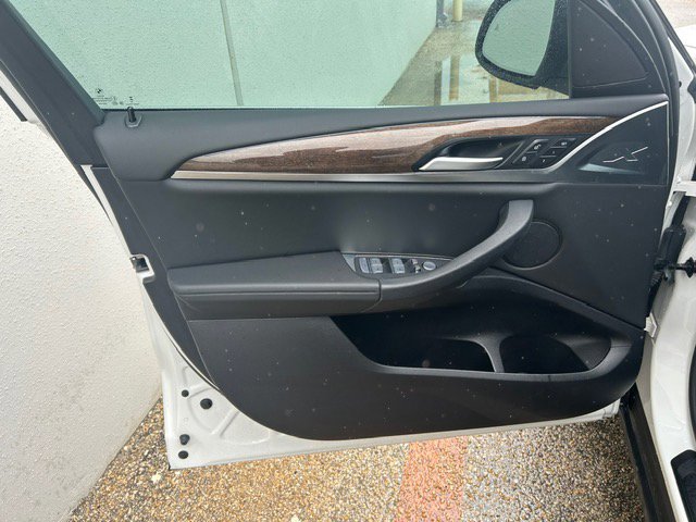 Used 2024 BMW X3 sDrive30i w/ Convenience Package image 9