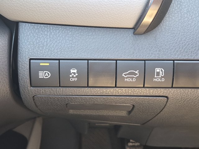 Used 2023 Toyota Camry SE FWD image 18