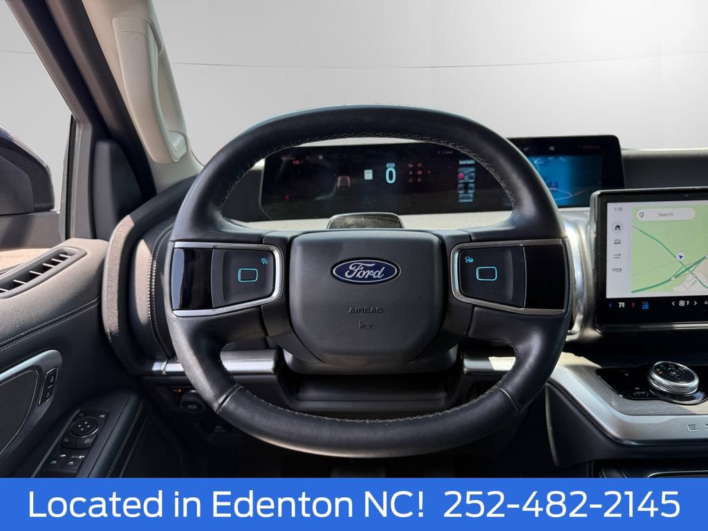 Certified 2026 Ford Expedition Max Platinum w/ Driver's Package AWD/4WD image 13