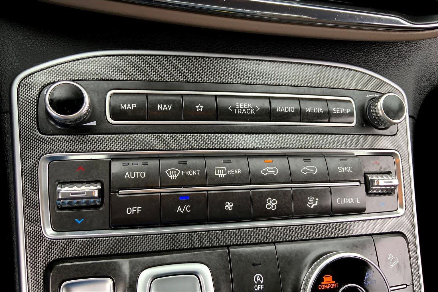 Used 2023 Hyundai Santa Fe SEL w/ Cargo Package AWD/4WD image 30