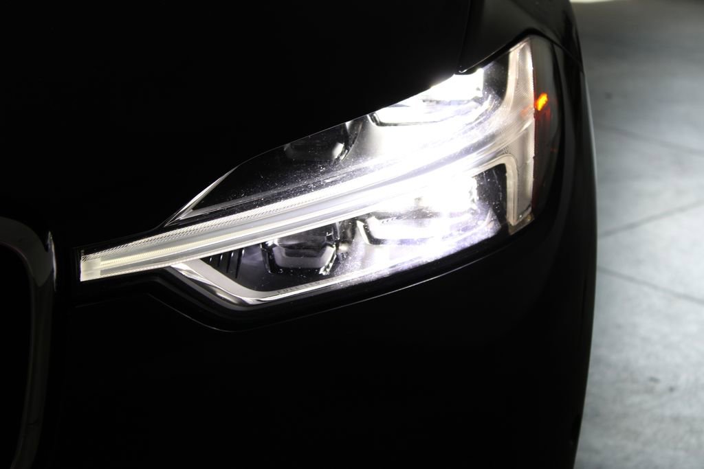 Used 2019 Volvo XC60 T5 Inscription w/ Protection Package Premier FWD image 56