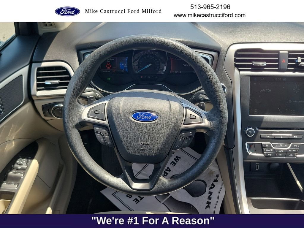 Certified 2017 Ford Fusion SE w/ Fusion SE Technology Package FWD image 11