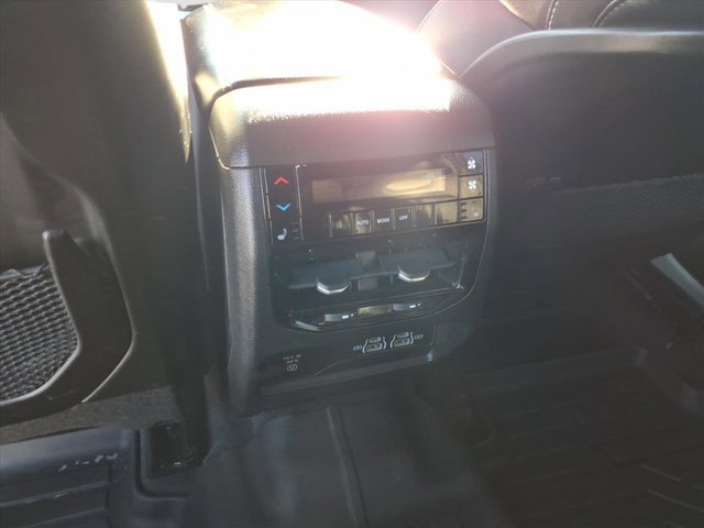 Used 2022 Jeep Grand Cherokee L Limited image 12