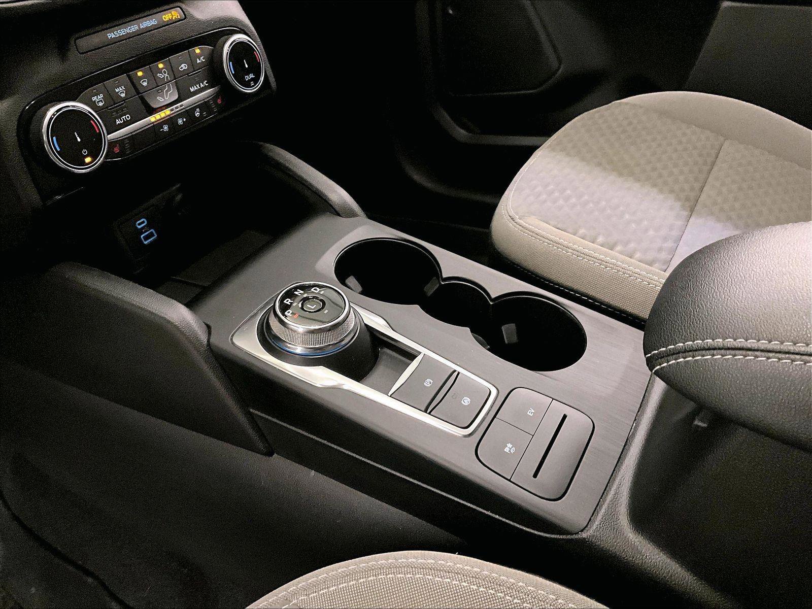 Certified 2022 Ford Escape SE w/ Convenience Package FWD image 16