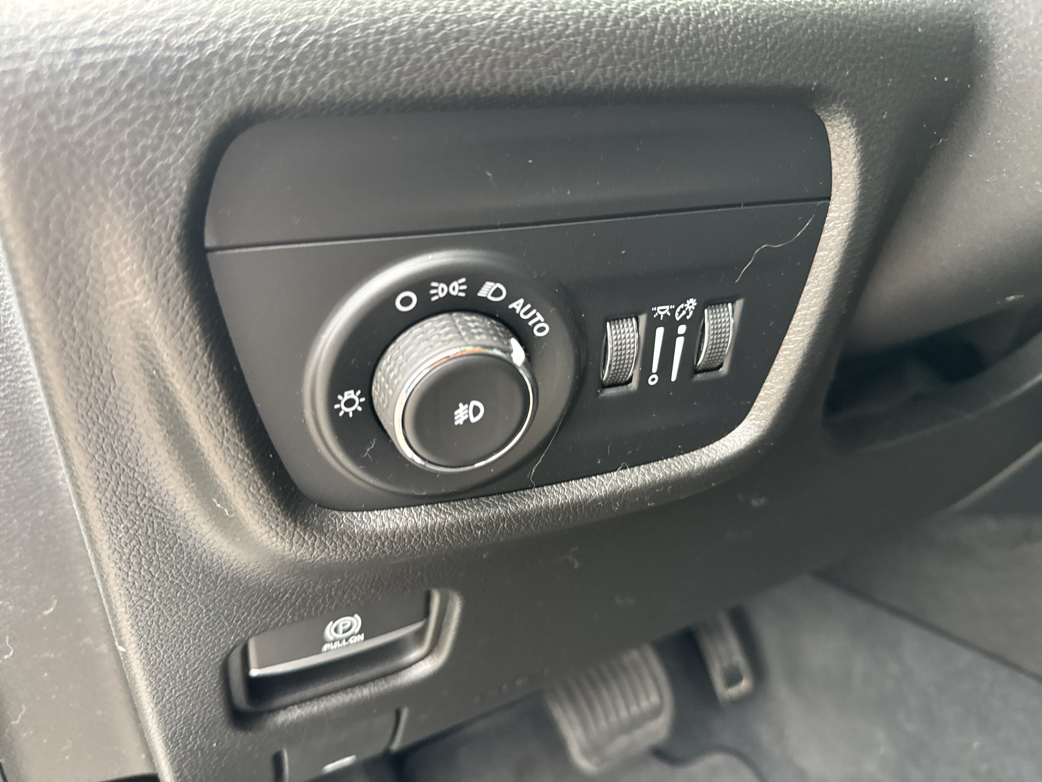 Used 2023 Jeep Grand Cherokee L Overland AWD/4WD image 19