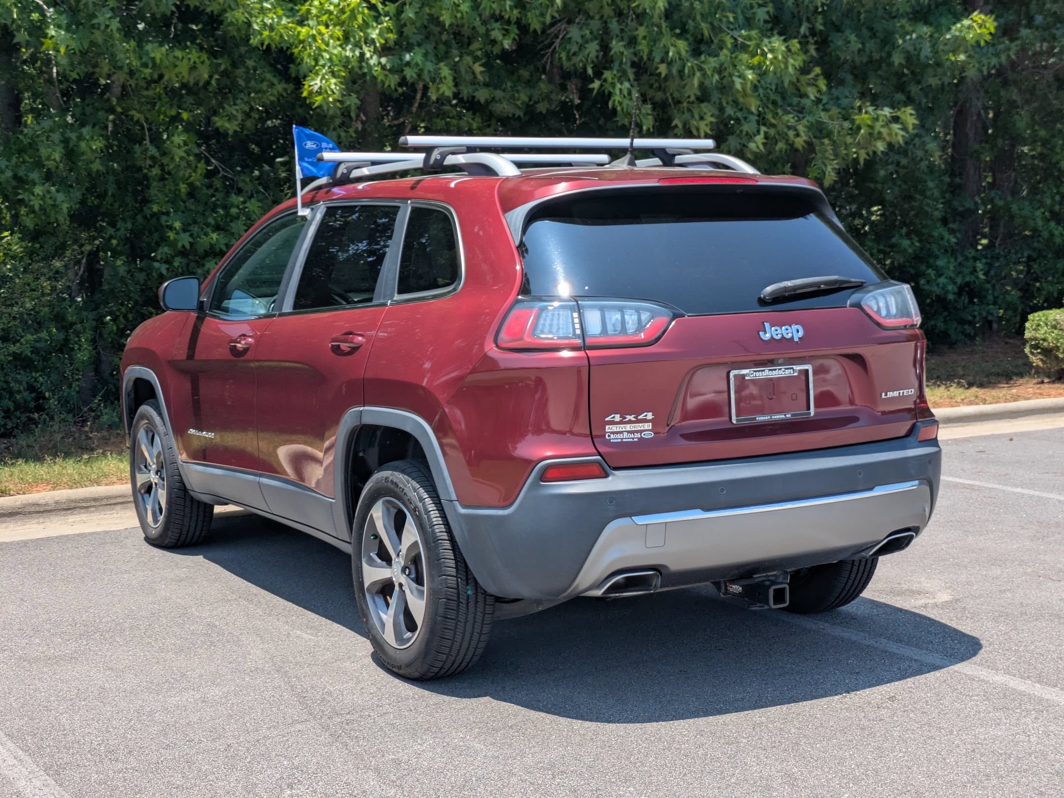 Used 2019 Jeep Cherokee Limited AWD/4WD image 5