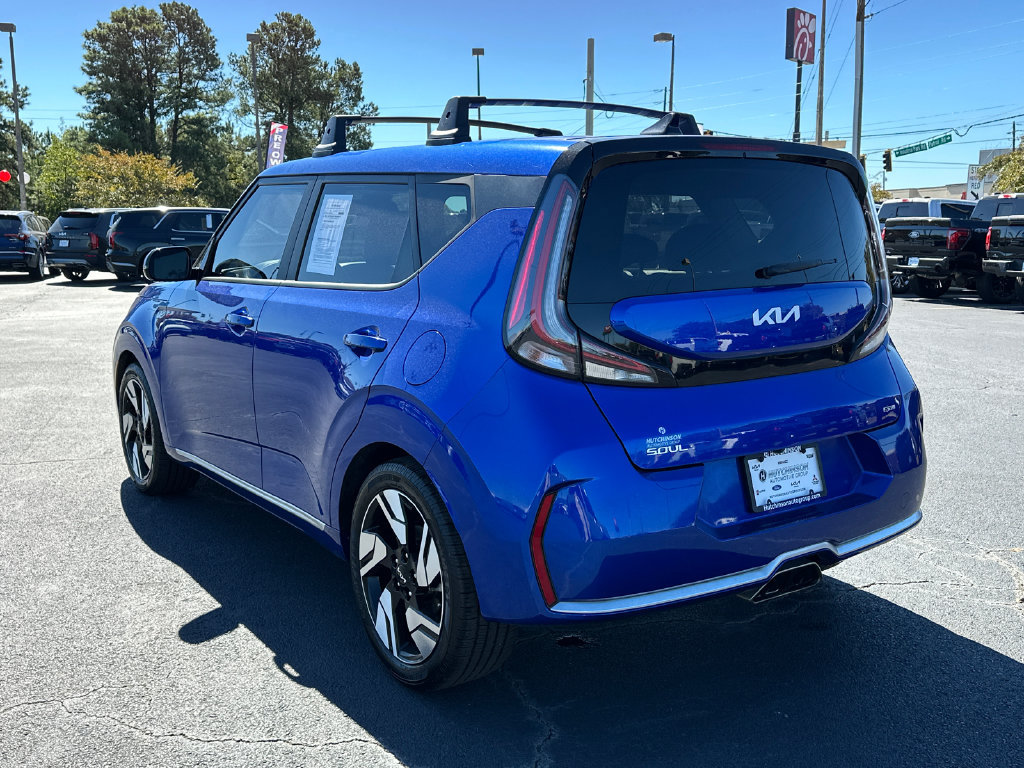 Used 2023 Kia Soul GT-Line w/ GT-Line Technology Package FWD image 5