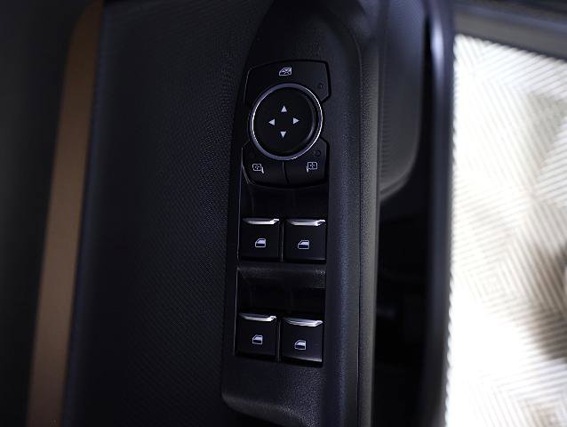 Certified 2025 Ford Bronco Sport Outer Banks w/ Outer Banks Tech Package+ AWD/4WD image 18