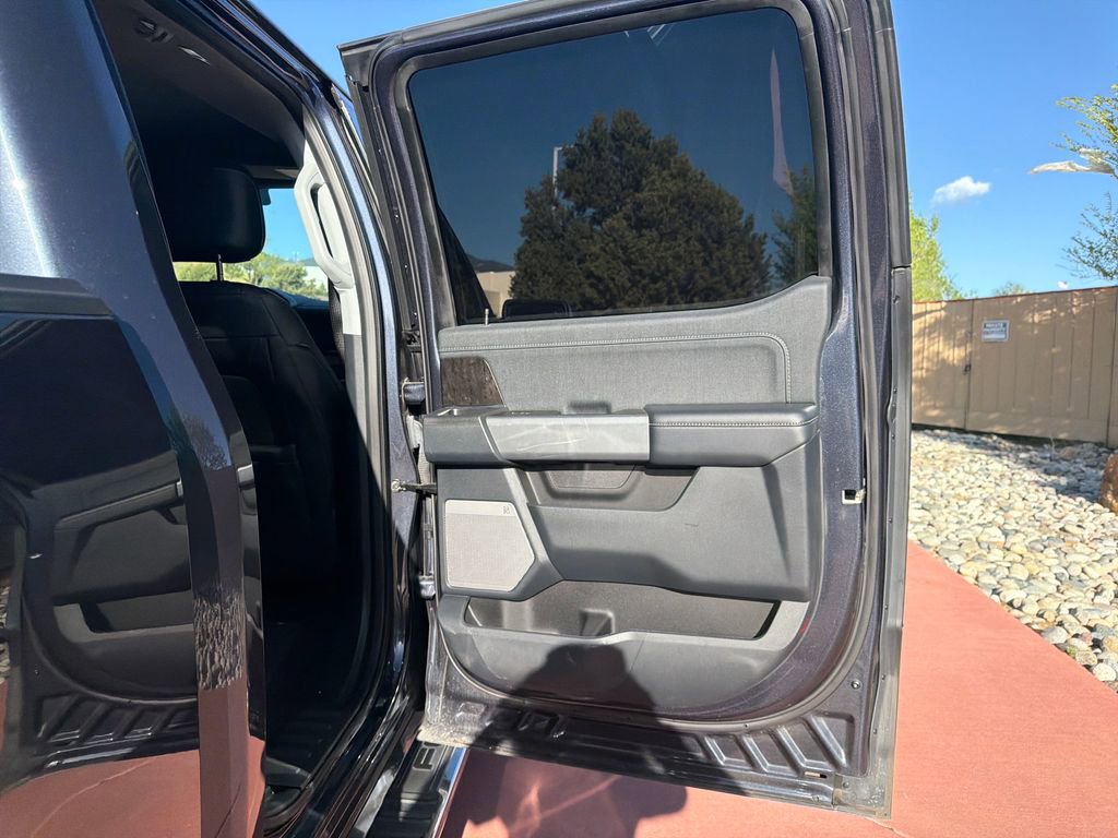 Certified 2022 Ford F150 Lariat w/ Equipment Group 502A High image 25