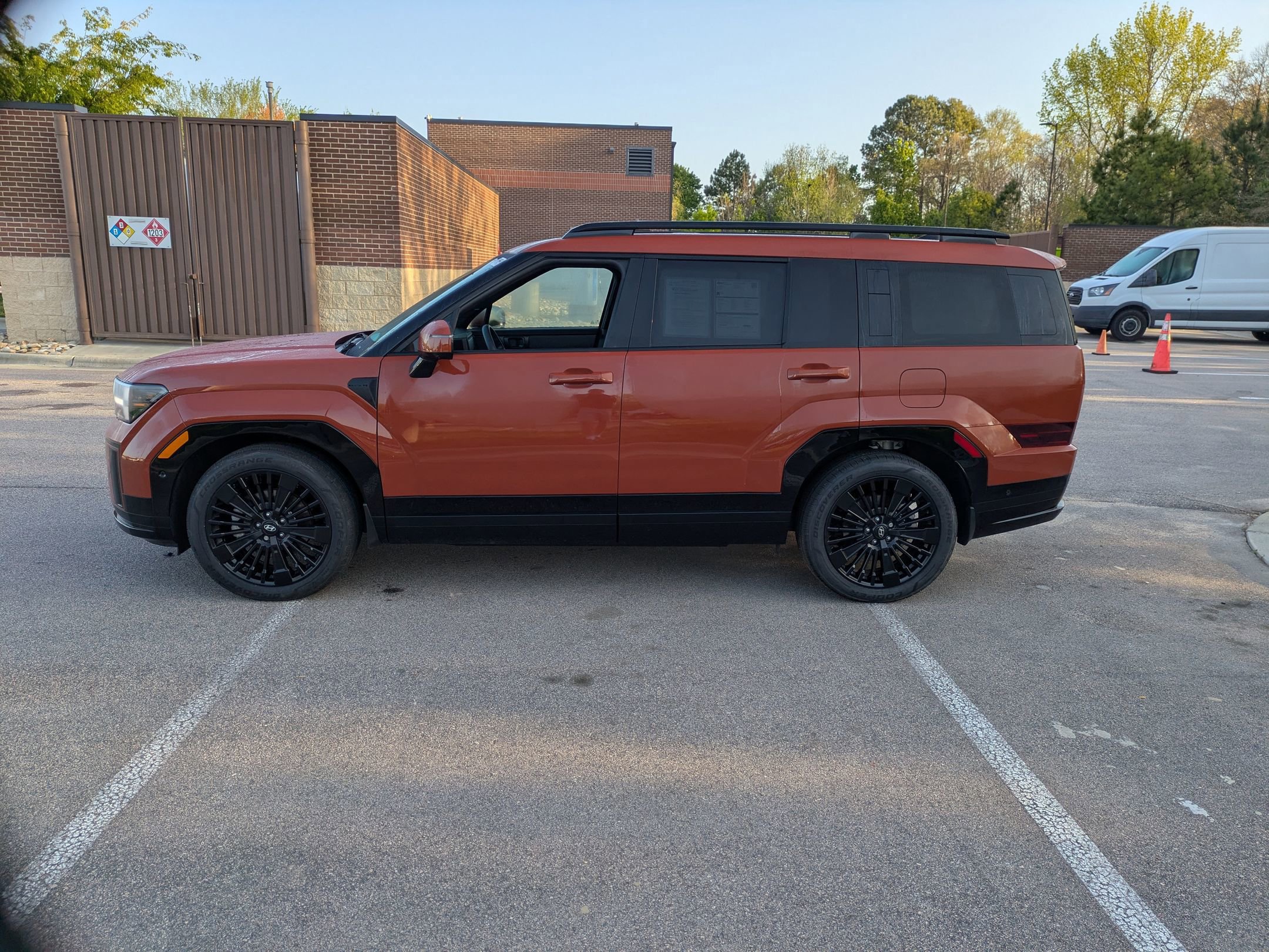 Used 2025 Hyundai Santa Fe Calligraphy image 3