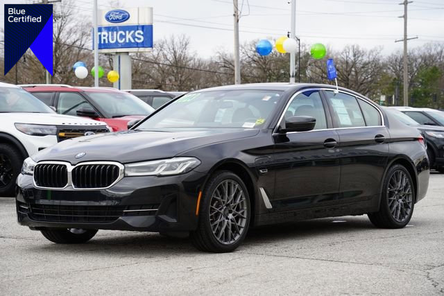 Used 2023 BMW 530e xDrive w/ Premium Package image 1