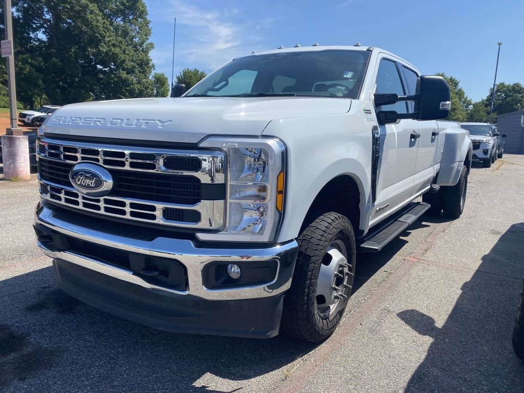 Certified 2026 Ford F350 XLT AWD/4WD image 3