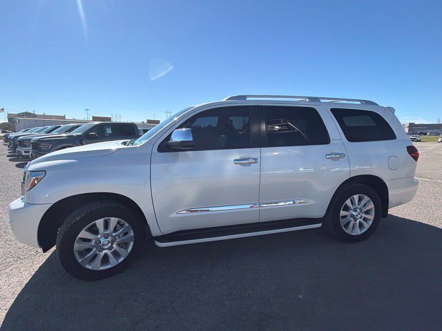 Used 2019 Toyota Sequoia Platinum AWD/4WD image 3