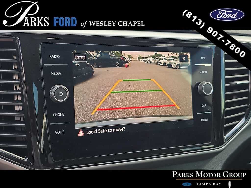 Used 2023 Volkswagen Atlas SE w/ Panoramic Sunroof Package FWD image 24