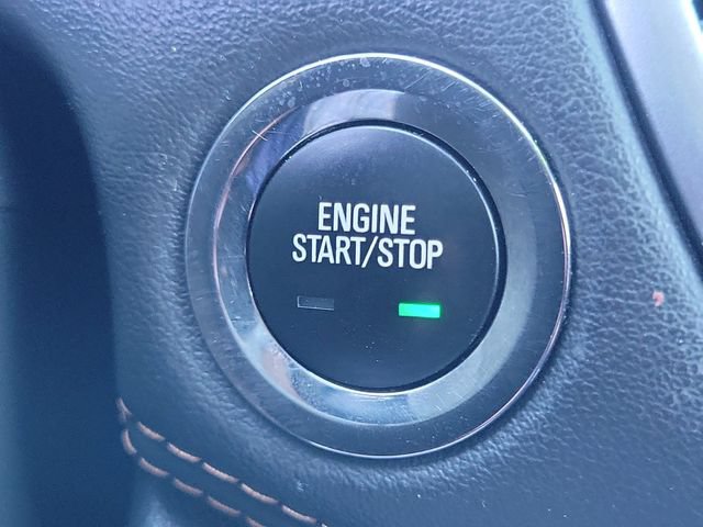Used 2022 Chevrolet Trax LT w/ LT Convenience Package FWD image 12