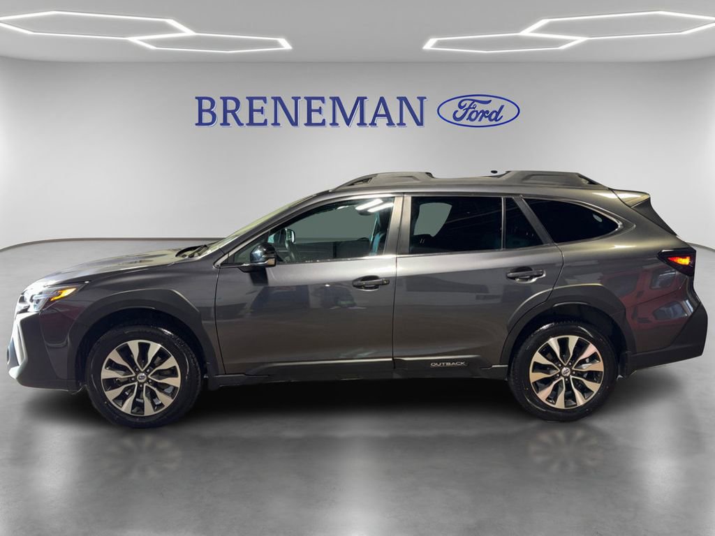 Used 2025 Subaru Outback Limited XT AWD/4WD image 9
