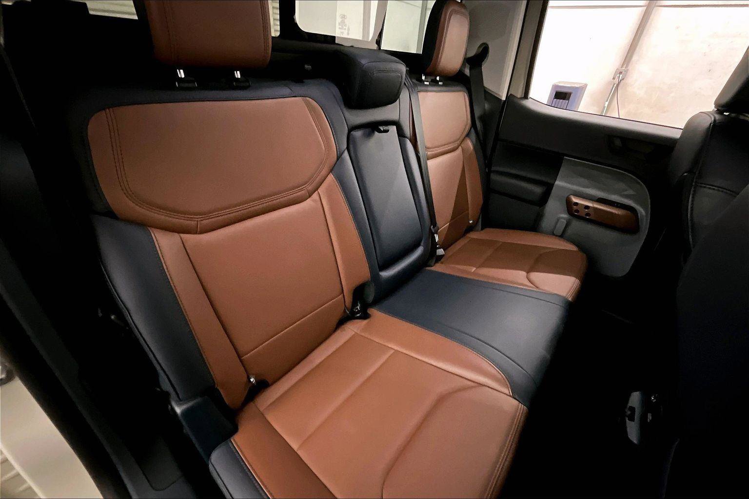 Certified 2024 Ford Maverick Lariat image 26