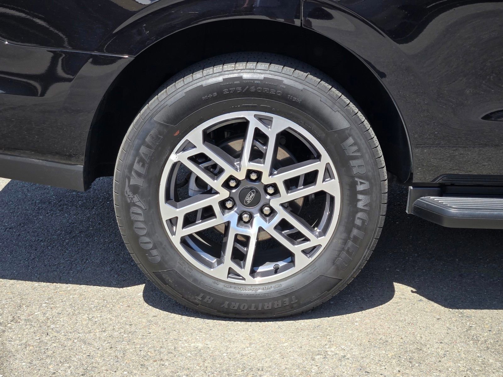 Certified 2025 Ford Expedition Active RWD image 10
