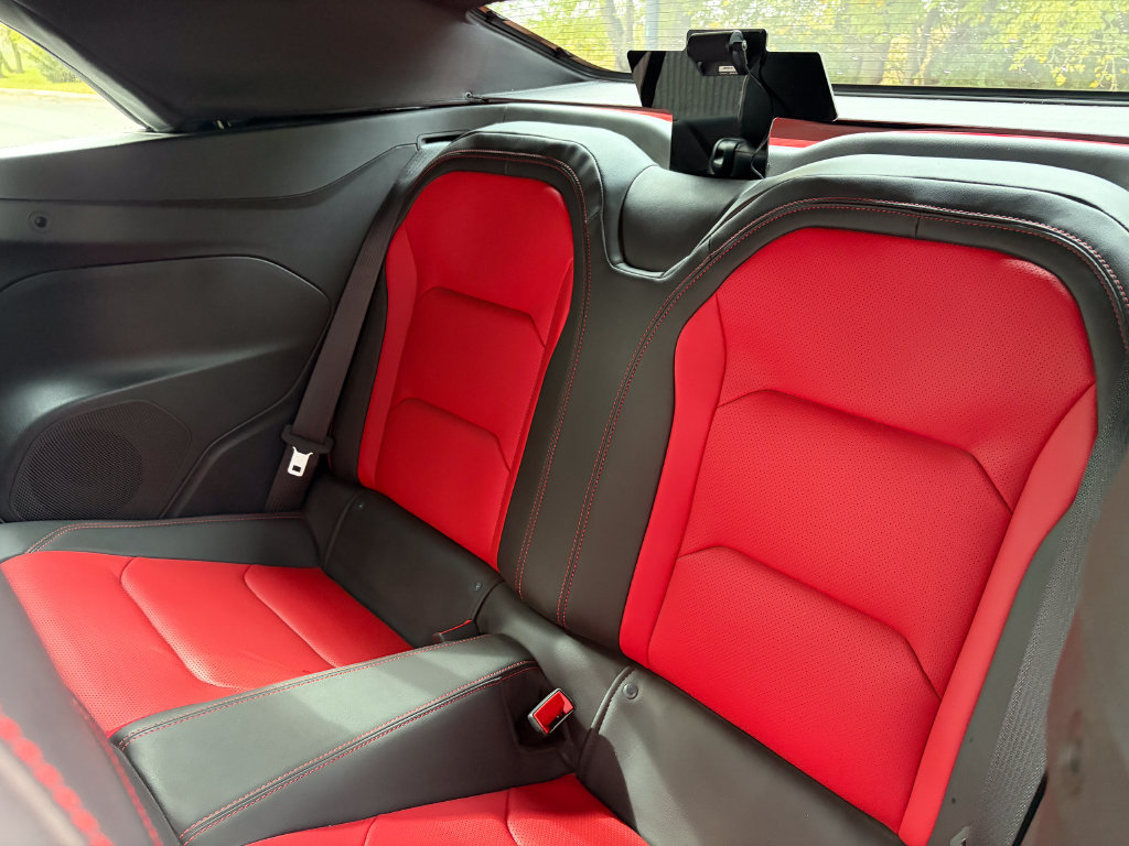 Used 2023 Chevrolet Camaro LT RWD image 14