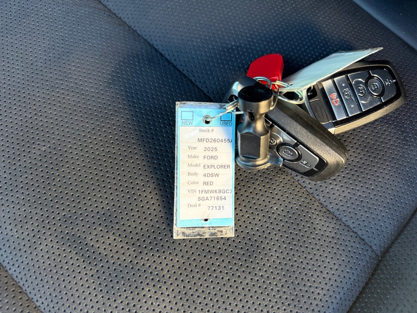 Certified 2025 Ford Explorer ST image 34