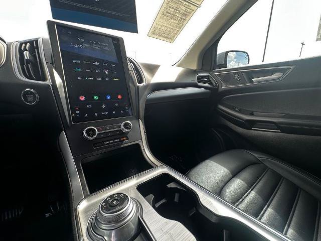 Certified 2022 Ford Edge SEL w/ Convenience Package AWD/4WD image 12