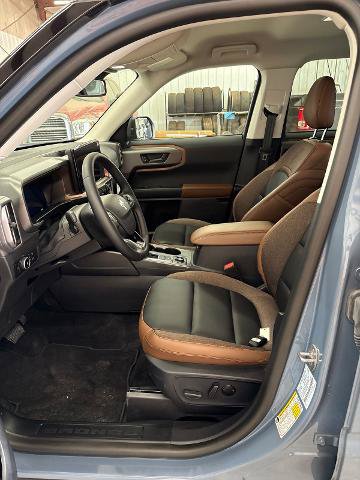 Certified 2025 Ford Bronco Sport Outer Banks w/ Outer Banks Tech Package+ AWD/4WD image 9