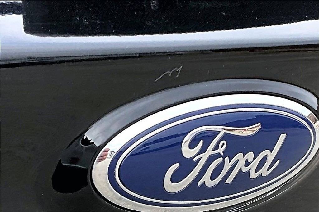 Certified 2024 Ford Edge SEL w/ Convenience Package image 31