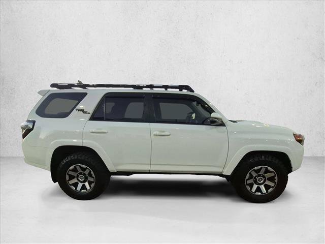 Used 2023 Toyota 4Runner TRD Off-Road Premium w/ Moonroof Package AWD/4WD image 4