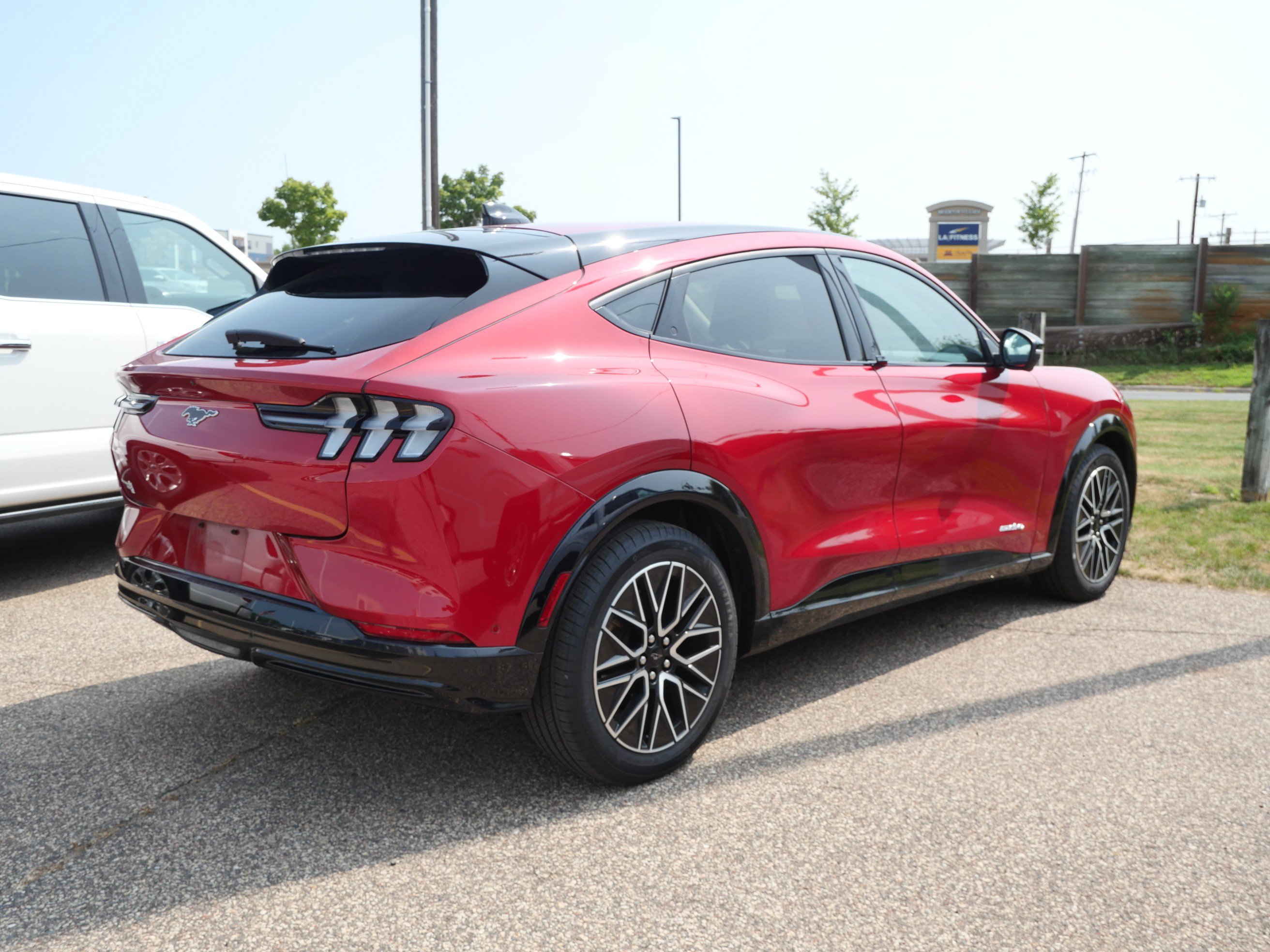 Certified 2024 Ford Mustang Mach-E Premium AWD/4WD image 6