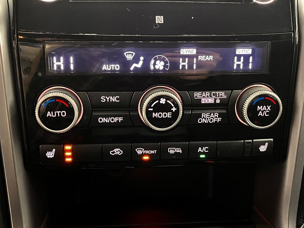 Used 2020 Subaru Ascent Premium w/ Convenience Package image 12