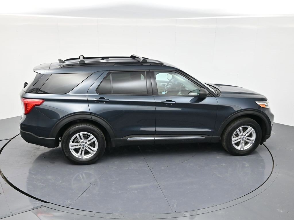 Certified 2022 Ford Explorer XLT w/ Class IV Trailer Tow Package image 18