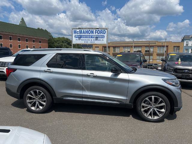 Certified 2025 Ford Explorer Platinum w/ Ultimate Package image 6