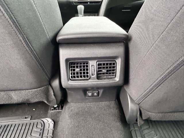 Used 2025 Toyota Camry LE FWD image 16