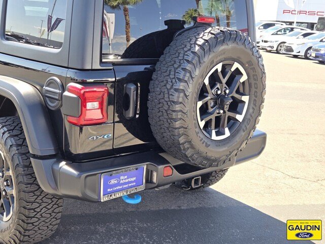 Used 2024 Jeep Wrangler Unlimited Rubicon 4xe AWD/4WD image 6