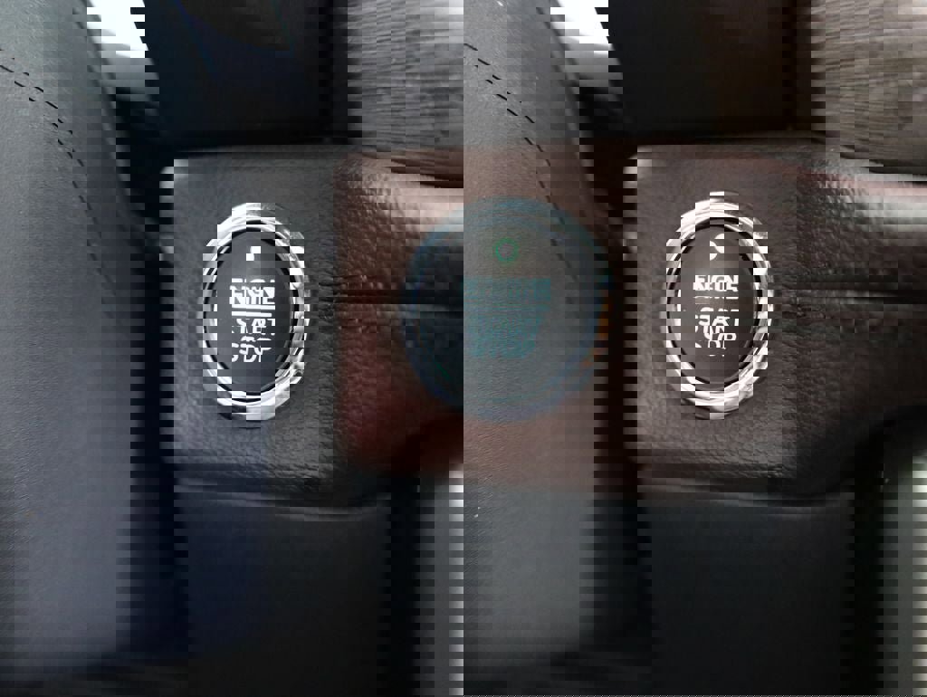 Certified 2024 Ford Expedition Limited image 31