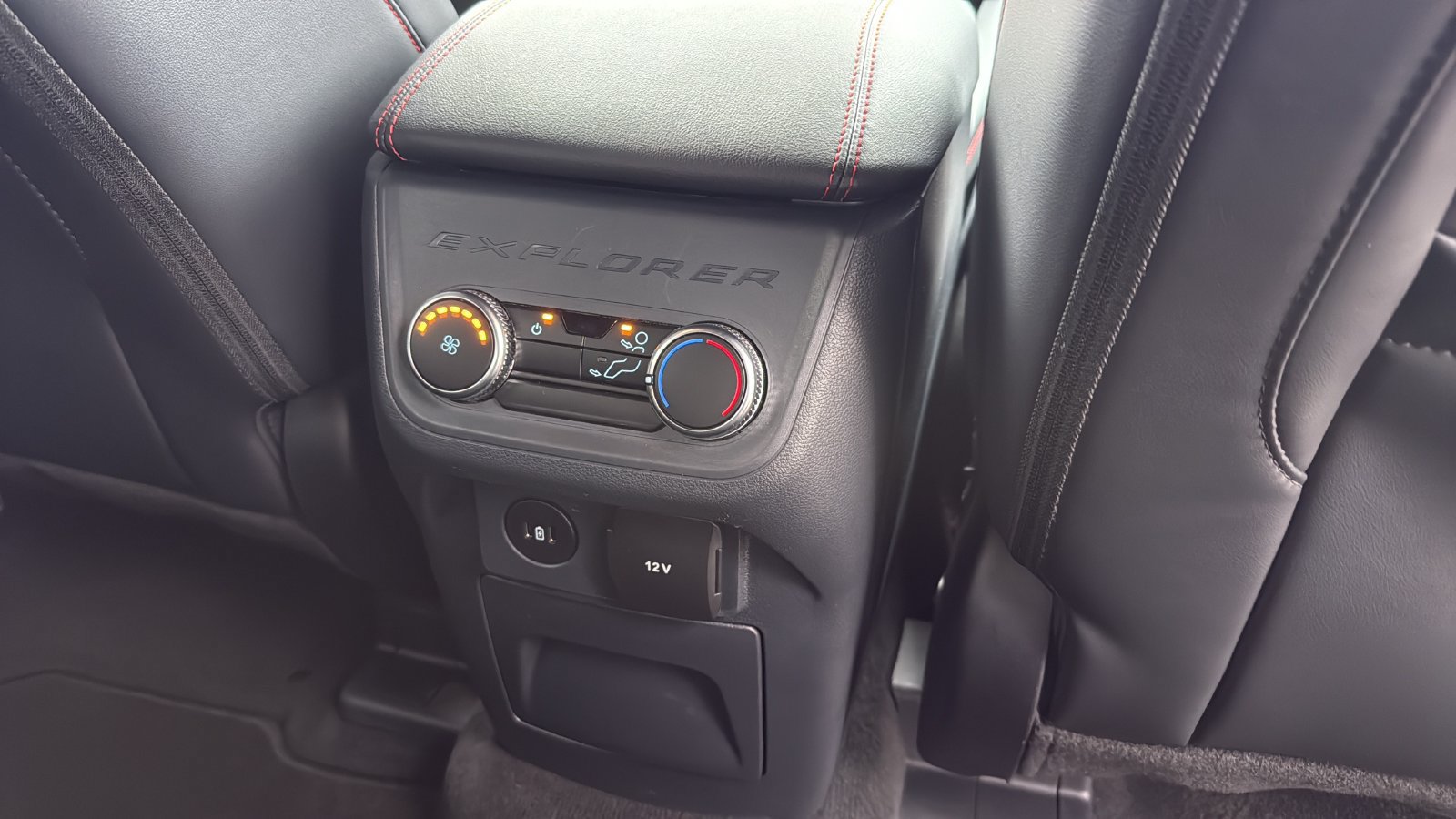 Certified 2026 Ford Explorer ST-Line AWD/4WD image 27