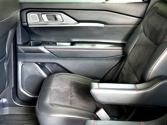 Certified 2025 Ford Explorer ST w/ Sun And Sound Package AWD/4WD image 24