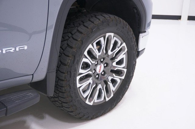 Used 2025 GMC Sierra 1500 Pro w/ Pro Value Package AWD/4WD image 5