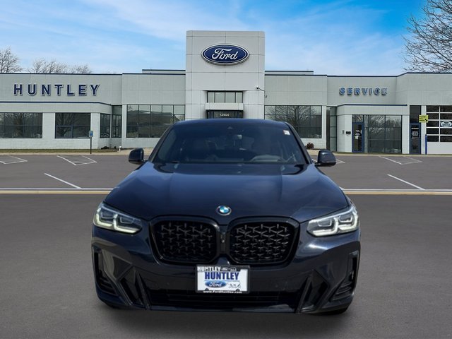 Used 2022 BMW X4 xDrive30i AWD/4WD image 3